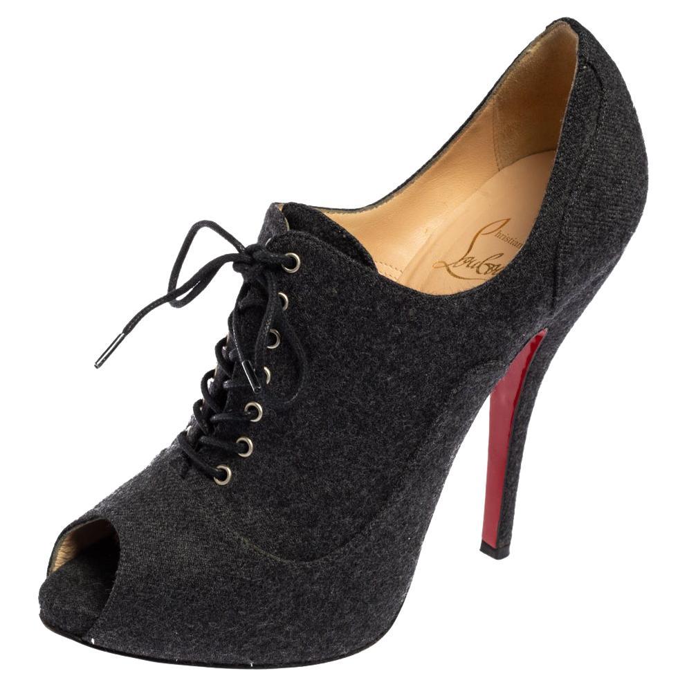Christian Louboutin Grey Lace Up Flannel Lady Derby120mm Ankle Booties Size 37 For Sale
