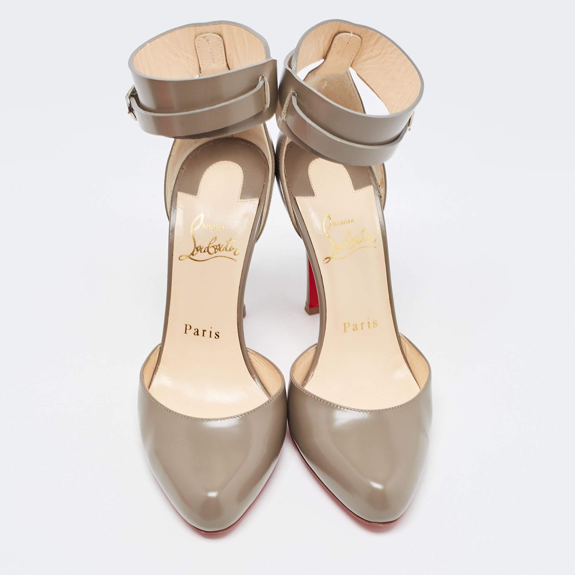 Curvaceous arches, a feminine appeal, and a well-built structure define this set of designer pumps. Coming with comfortable insoles and sleek heels, style them with your favorite outfits.

Includes: Original Dustbag

