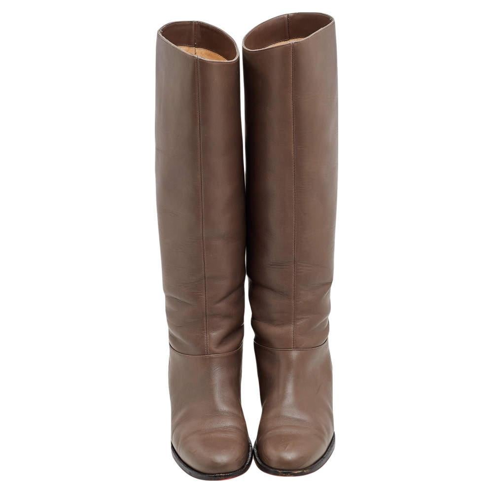 Brown Christian Louboutin Grey Leather Cate Chain Knee Length Boots Size 39 For Sale