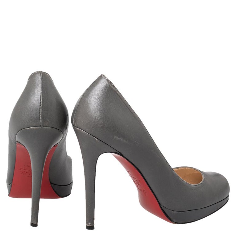Christian Louboutin Grey Leather New Simple Pumps Size 39 For Sale at