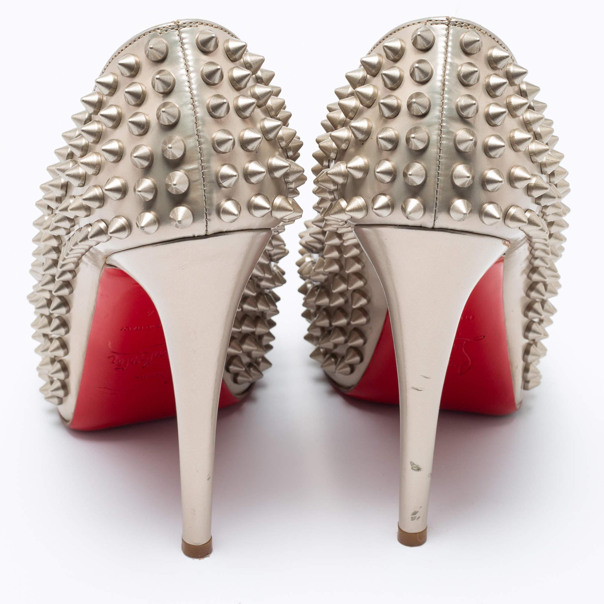 Beige Christian Louboutin Grey Patent Lady Peep Toe Spikes Platform Pumps Size 34 For Sale