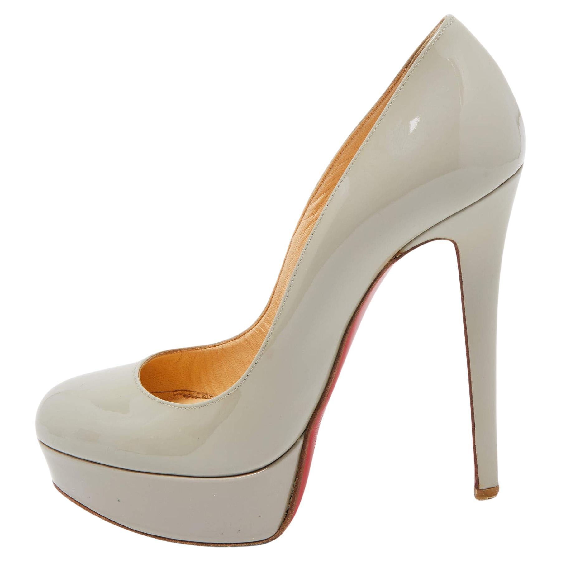 Christian Louboutin Grey Patent Leather Bianca Pumps Size 36.5 For Sale