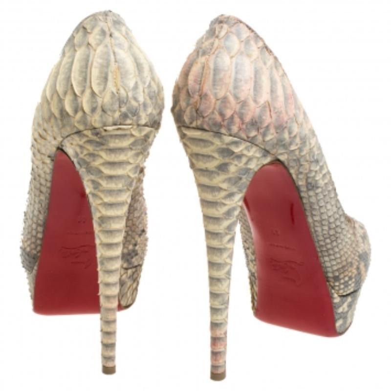 Women's Christian Louboutin Grey Python Leather Altadama Peep Toe Platform Pumps Size 41 For Sale