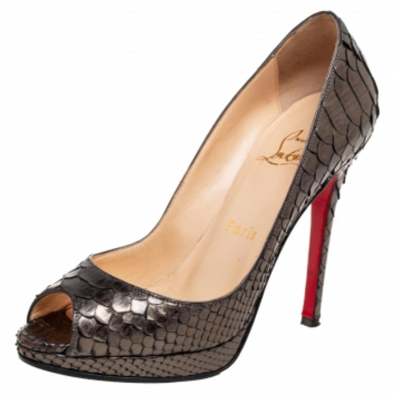 Christian Louboutin Cuir gris python Lady Peep Platform Pumps Size 35 Bon état - En vente à Dubai, Al Qouz 2