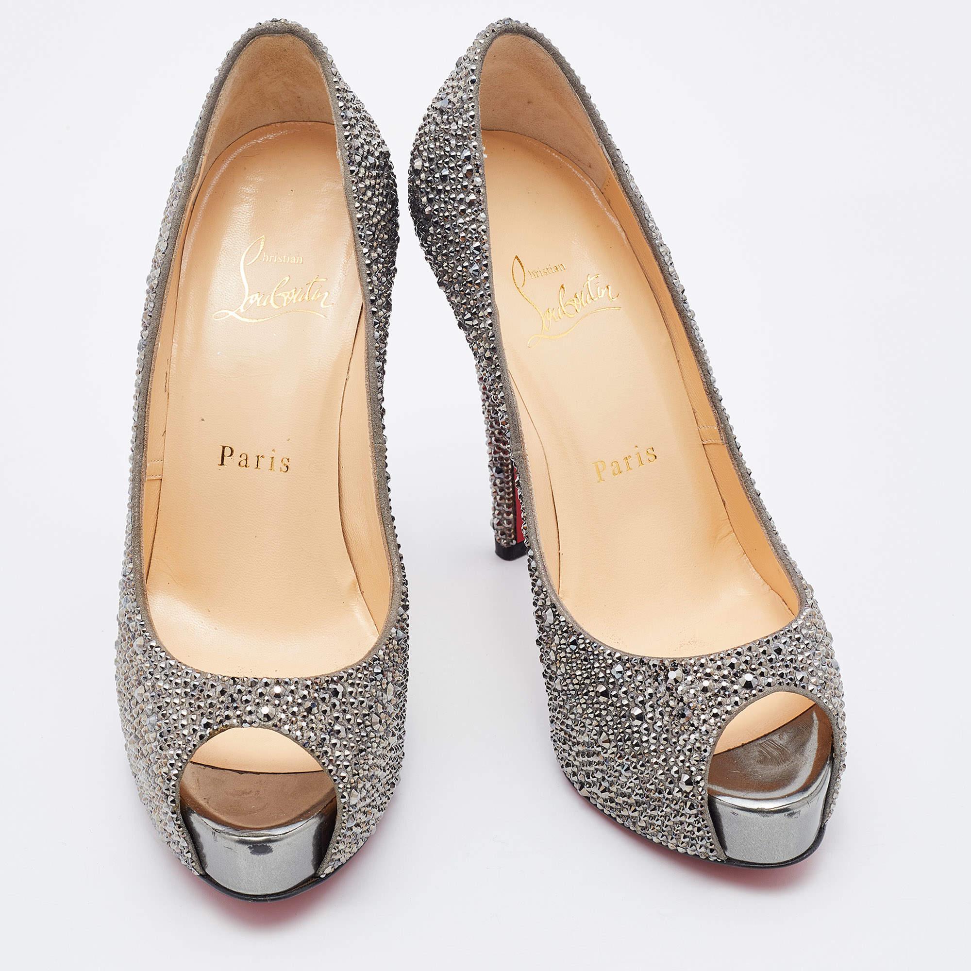 Christian Louboutin Grey Suede Crystal Embellished Very Riche Peep Toe Pumps In Excellent Condition In Dubai, Al Qouz 2