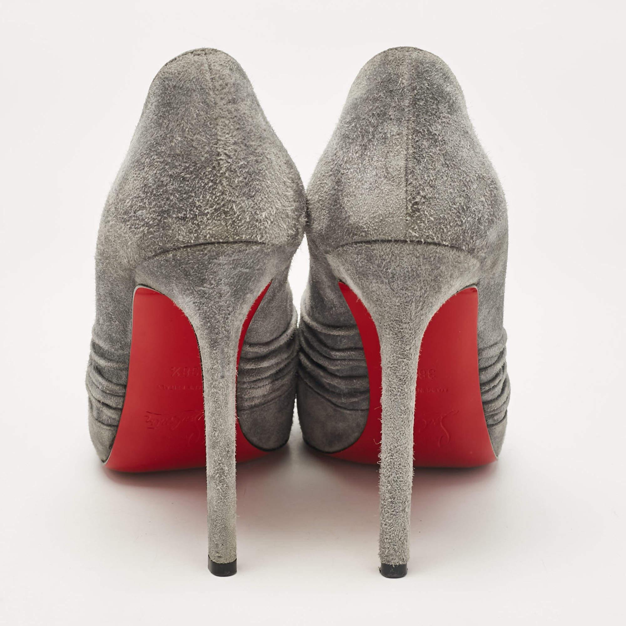 Christian Louboutin escarpins Lady Gres à bout ouvert en daim gris, taille 38,5 Pour femmes en vente