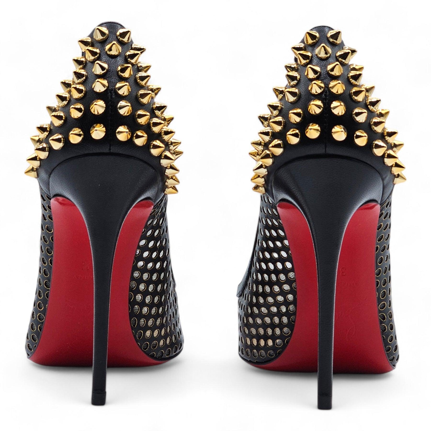 Noir Christian Louboutin Guni escarpins à pointes en résille perforée noire en vente