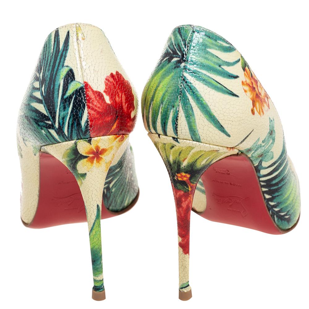 Dazzle everyone with these Louboutins by owning them today. Crafted from floral printed leather, these Pigalle Follies pumps carry a mesmerizing shape with pointed toes and slender heels. Complete with the signature red soles, this pair truly