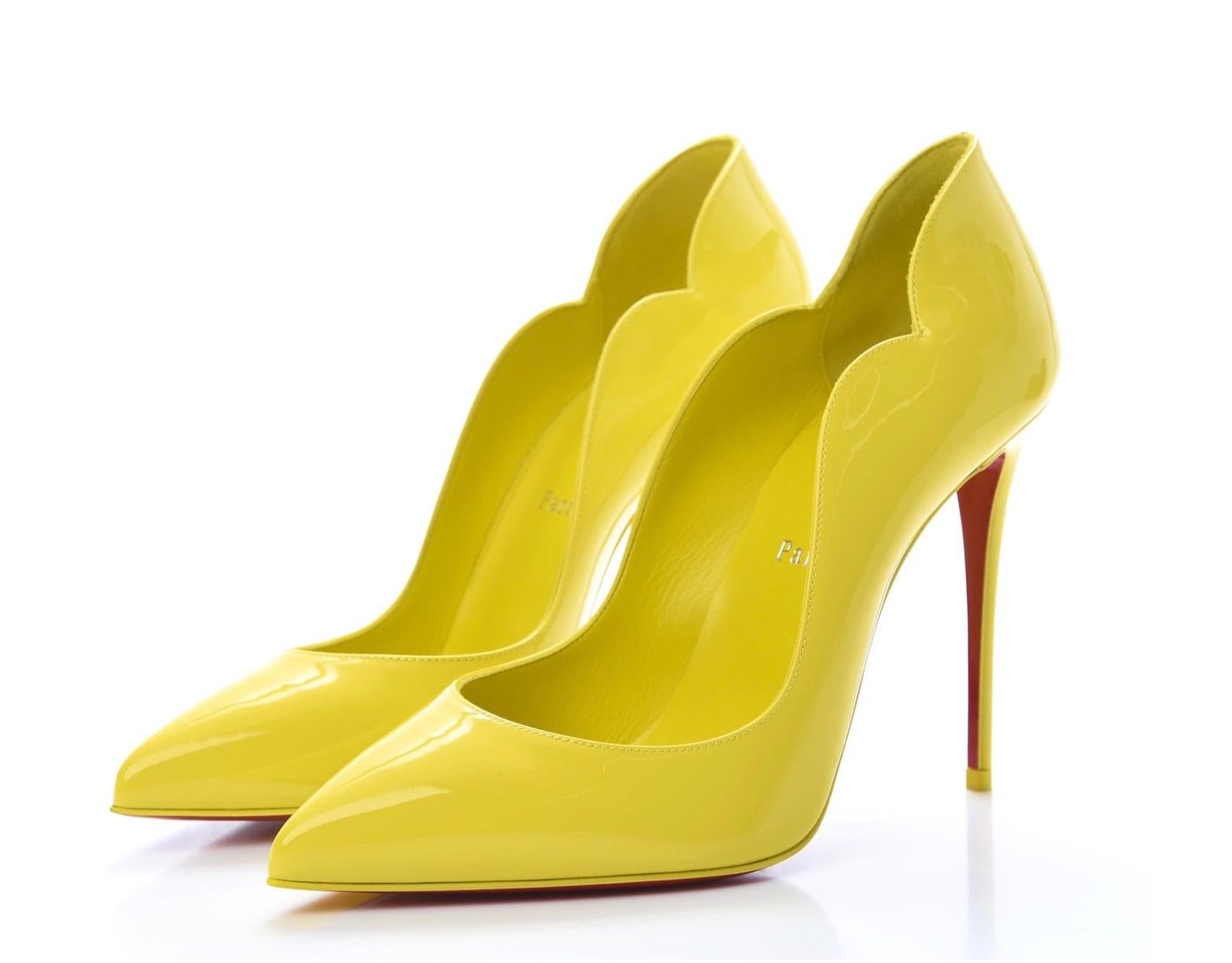 Christian Louboutin Hot Chick 100 Patent Leather Citrus Pumps Sz 36 NWT In New Condition For Sale In Paradise Island, BS
