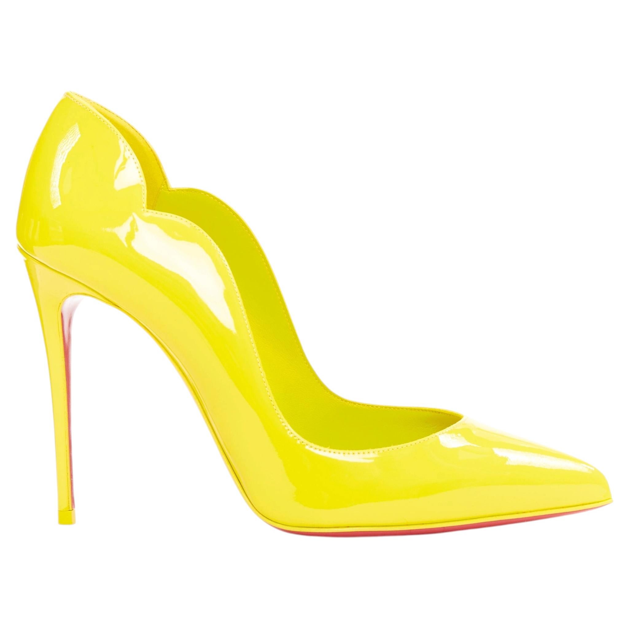 CHRISTIAN LOUBOUTIN Hot Chick 100 Patent lemon scalloped point pump EU37.5