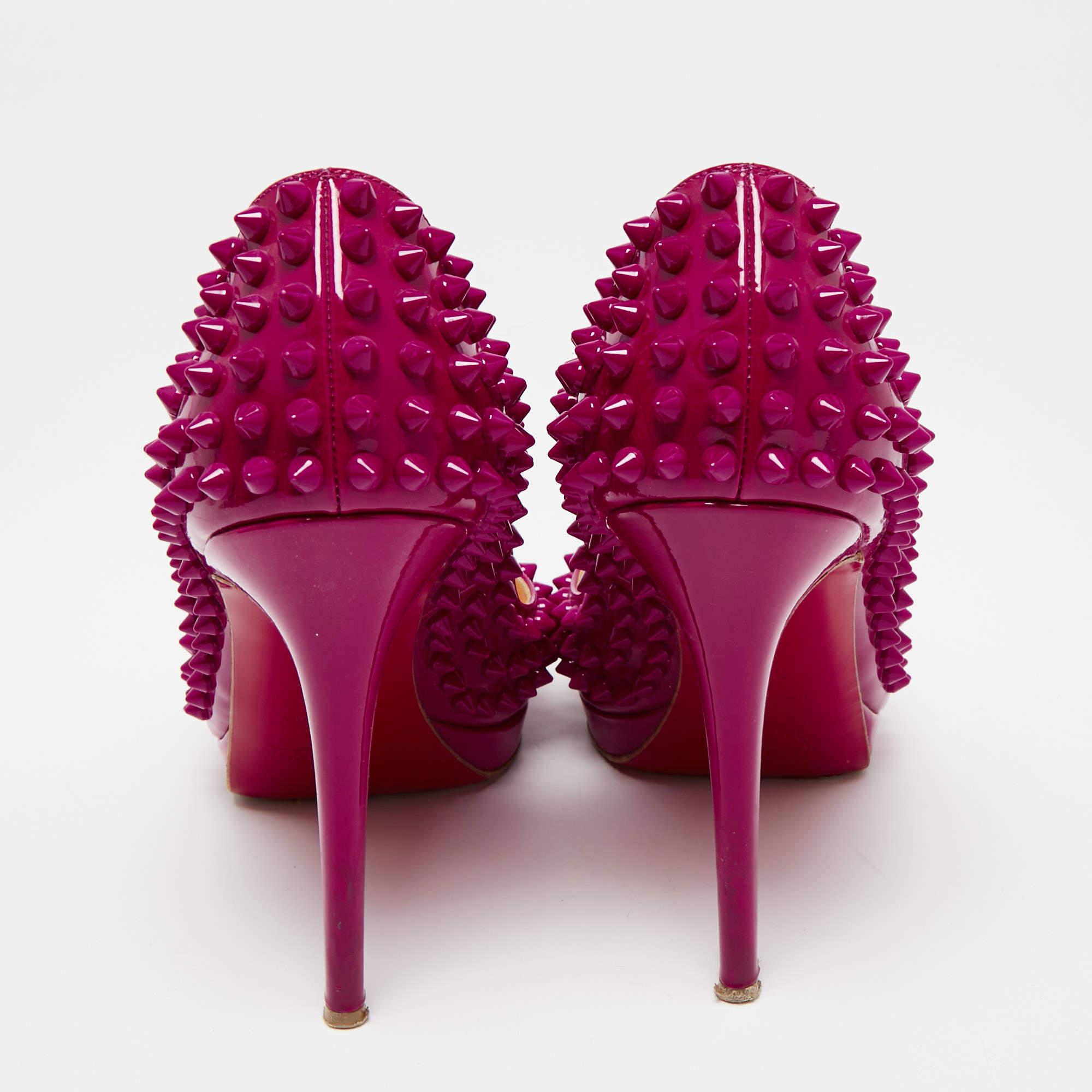 Christian Louboutin Hot Pink Patent Yolanda Spiked Peep-Toe Pumps Size 38.5 In Good Condition For Sale In Dubai, Al Qouz 2