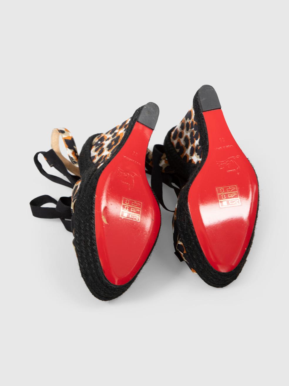 Christian Louboutin Isabelle Leopard Keilsandalen Größe IT 38 Damen im Angebot