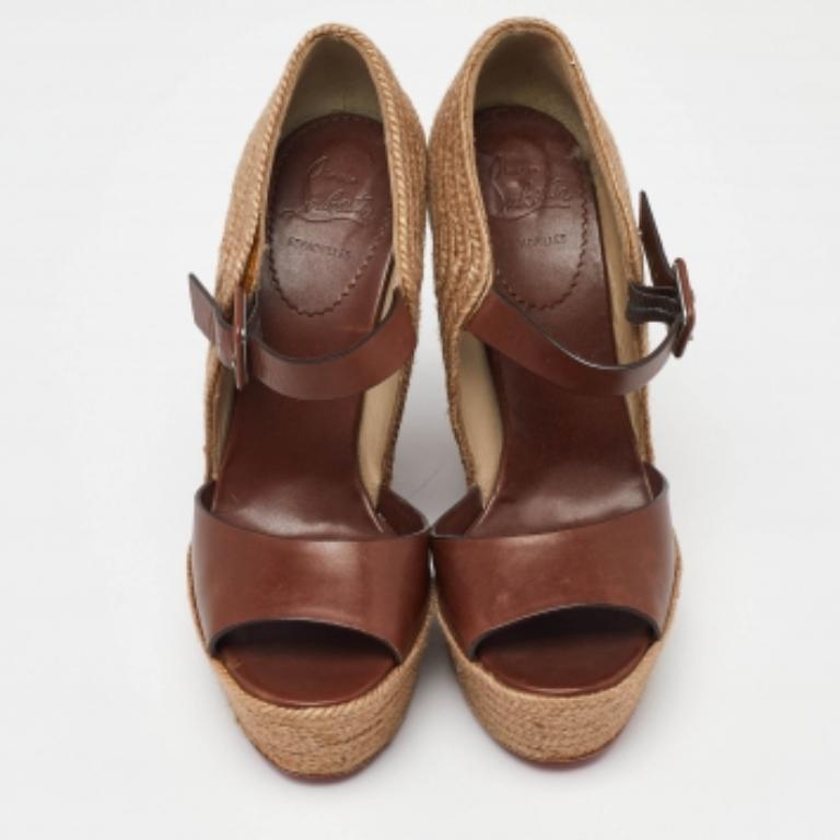 Christian Louboutin Jute Praia Wedge Espadrille Platform Strap Sandals Size 40 Bon état - En vente à Dubai, Al Qouz 2