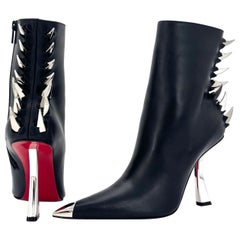 Christian Louboutin Kate Max Booty Spikes Claw Black Pointed Toe Boots 38.5 Christian Louboutin Kate Max Booty Spikes Claw Black Pointed Toe Boots 38.5
