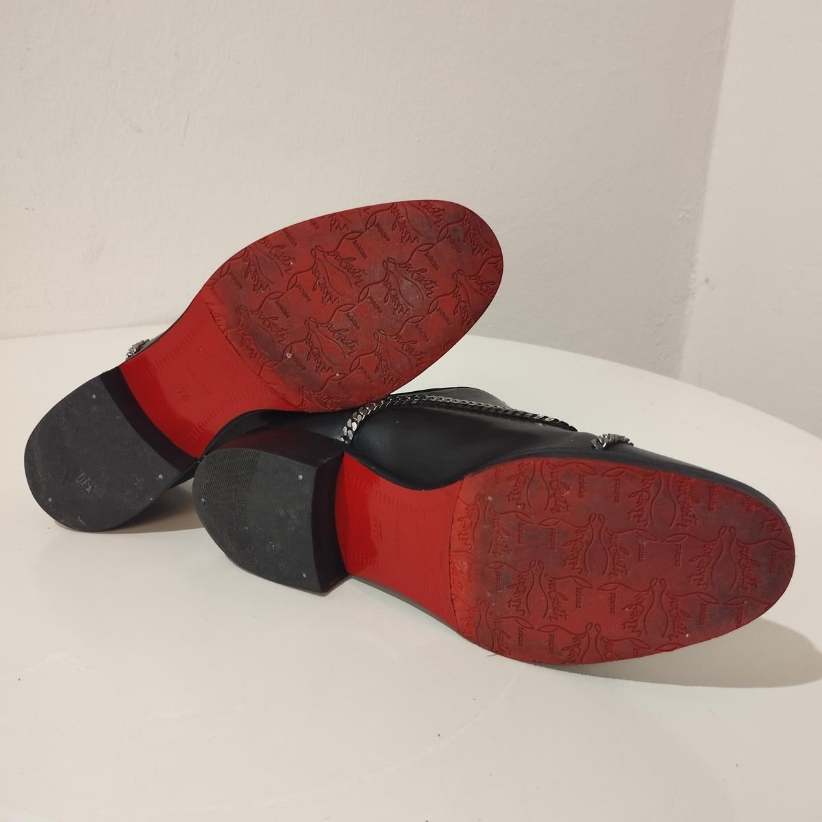 Christian Louboutin Laced Shoe IT 37, 5 For Sale 3