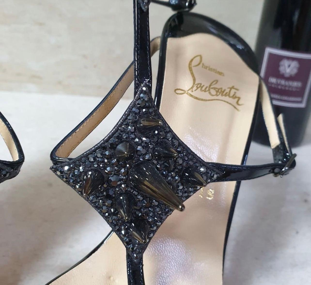 sandals with spikes