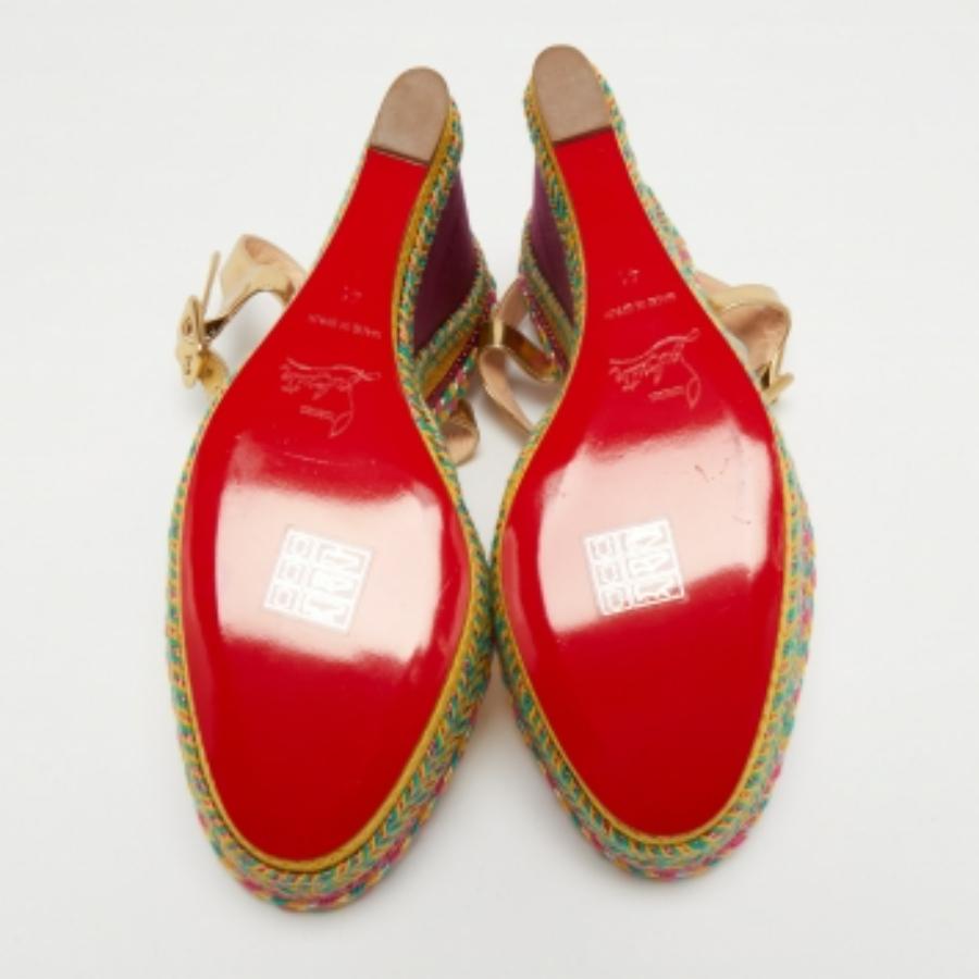 Christian Louboutin Espadrille en cuir Sandales à talons compensés Taille 41 en vente 1