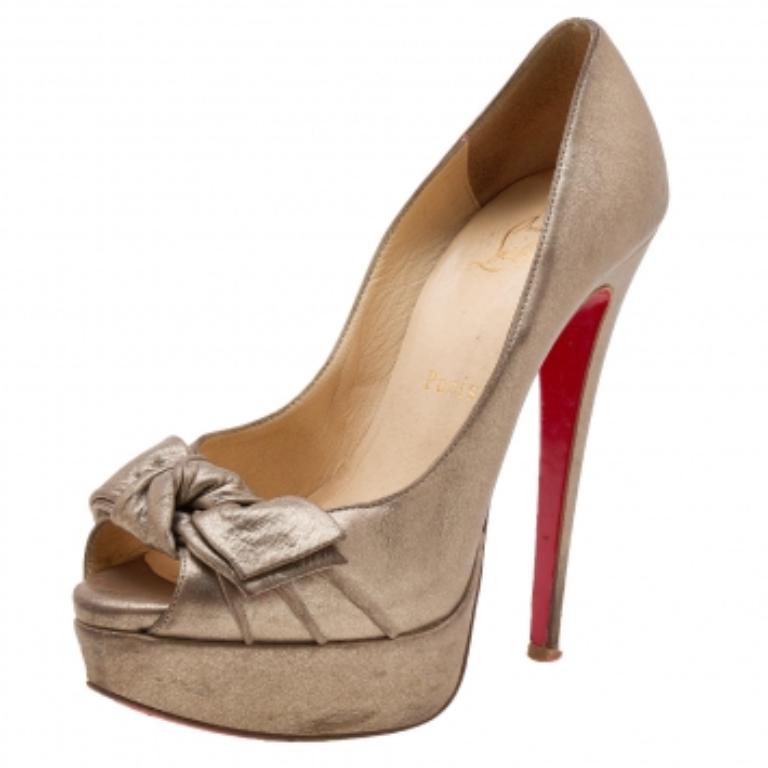 Christian Louboutin Cuero Madame Butterfly Peep Toe Plataforma Bombas Tamaño 36.5 en venta 2