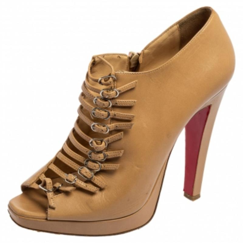 Christian Louboutin Botines de piel con detalle de hebilla Manon Tamaño 41 3