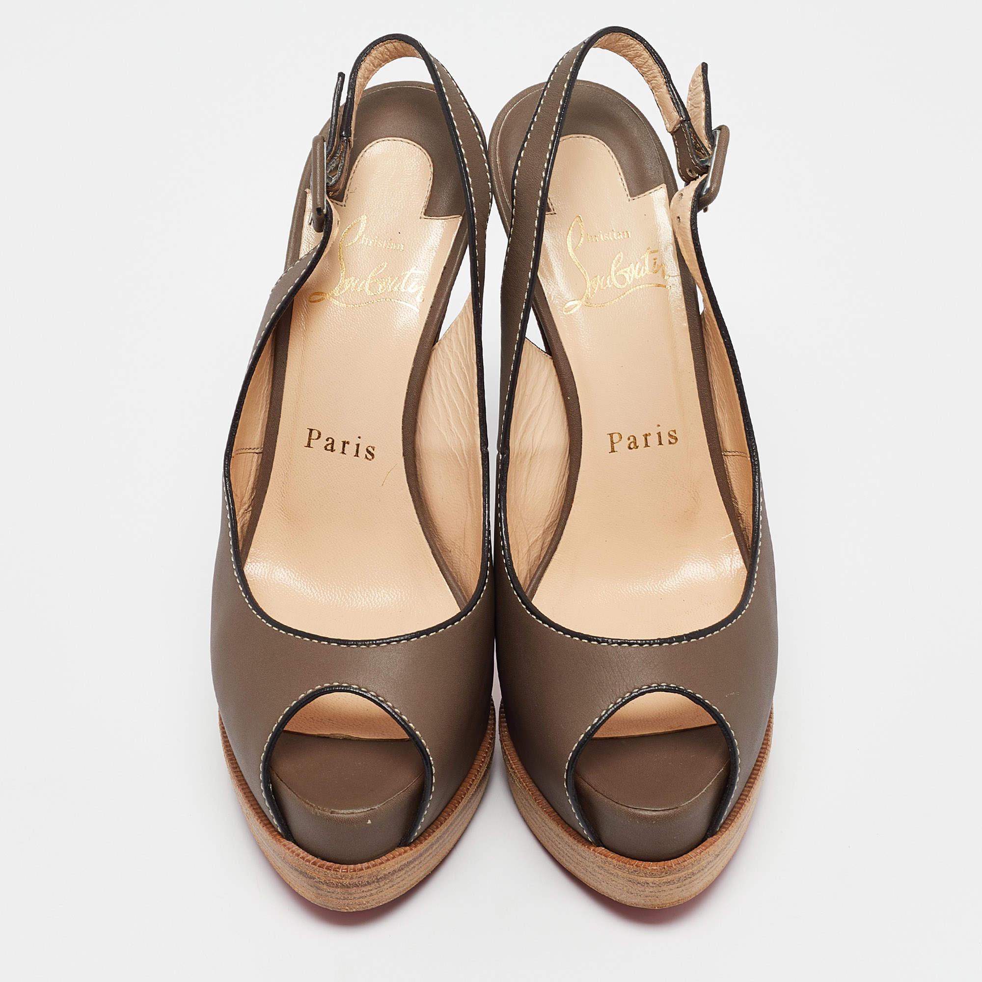 Noir Christian Louboutin Palais Royal Trepointe escarpins à bride arrière en cuir, taille 36,5 en vente