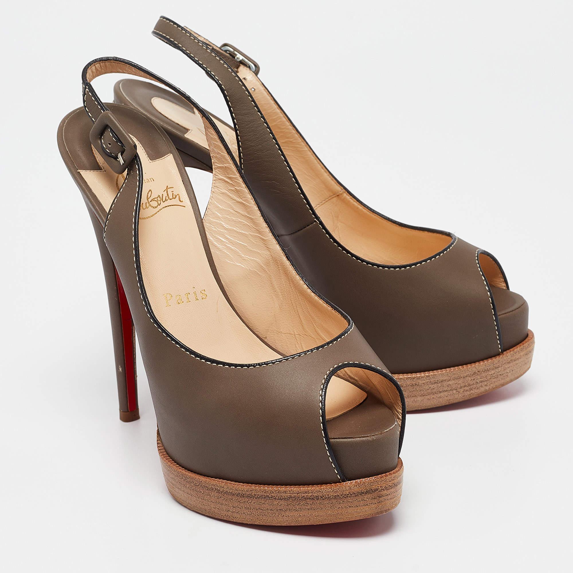 Christian Louboutin Palais Royal Trepointe escarpins à bride arrière en cuir, taille 36,5 Bon état - En vente à Dubai, Al Qouz 2