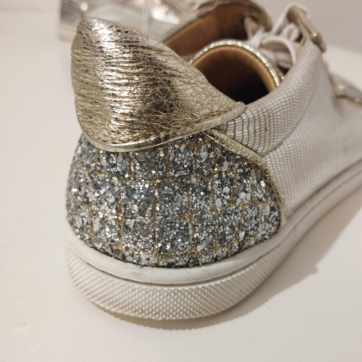 Christian Louboutin Leather Sneakers IT 37, 5 For Sale 2