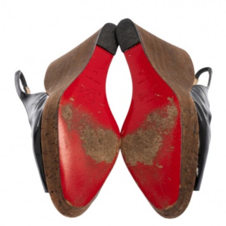 Christian Louboutin Chaussures à talons compensés Une Plume à bout ouvert en liège, taille 41 2