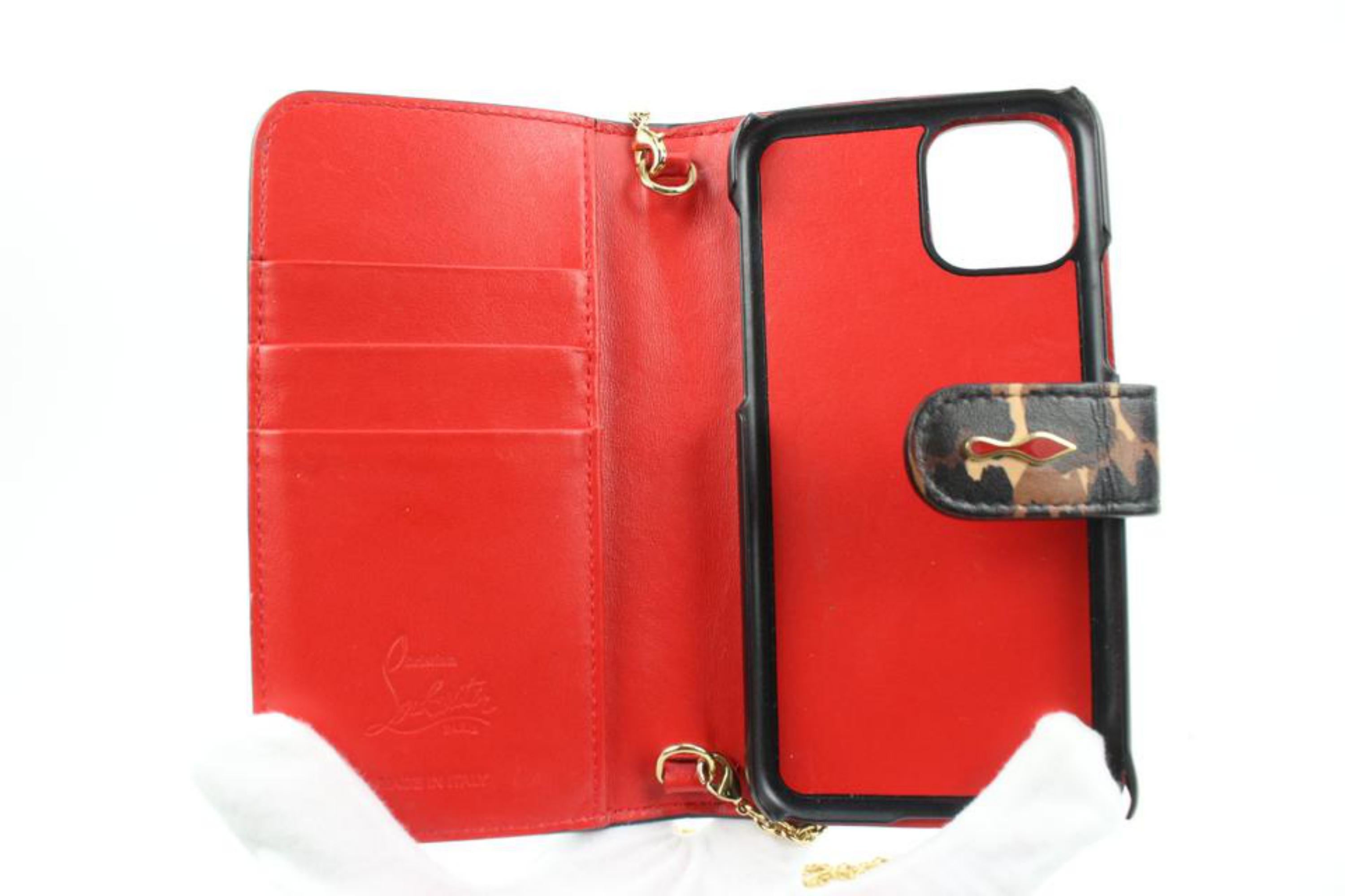 Christian Louboutin Leopard Loubiflap iPhone 11 Crossbody Chain 1cl125s In Good Condition In Dix hills, NY