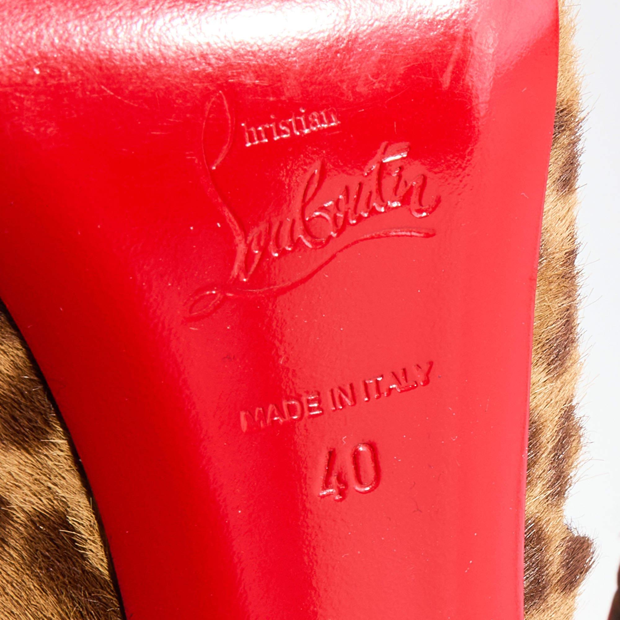 Christian Louboutin Leopard Print Calf Hair Markesling Slingback Booties Size 40 In Good Condition For Sale In Dubai, Al Qouz 2
