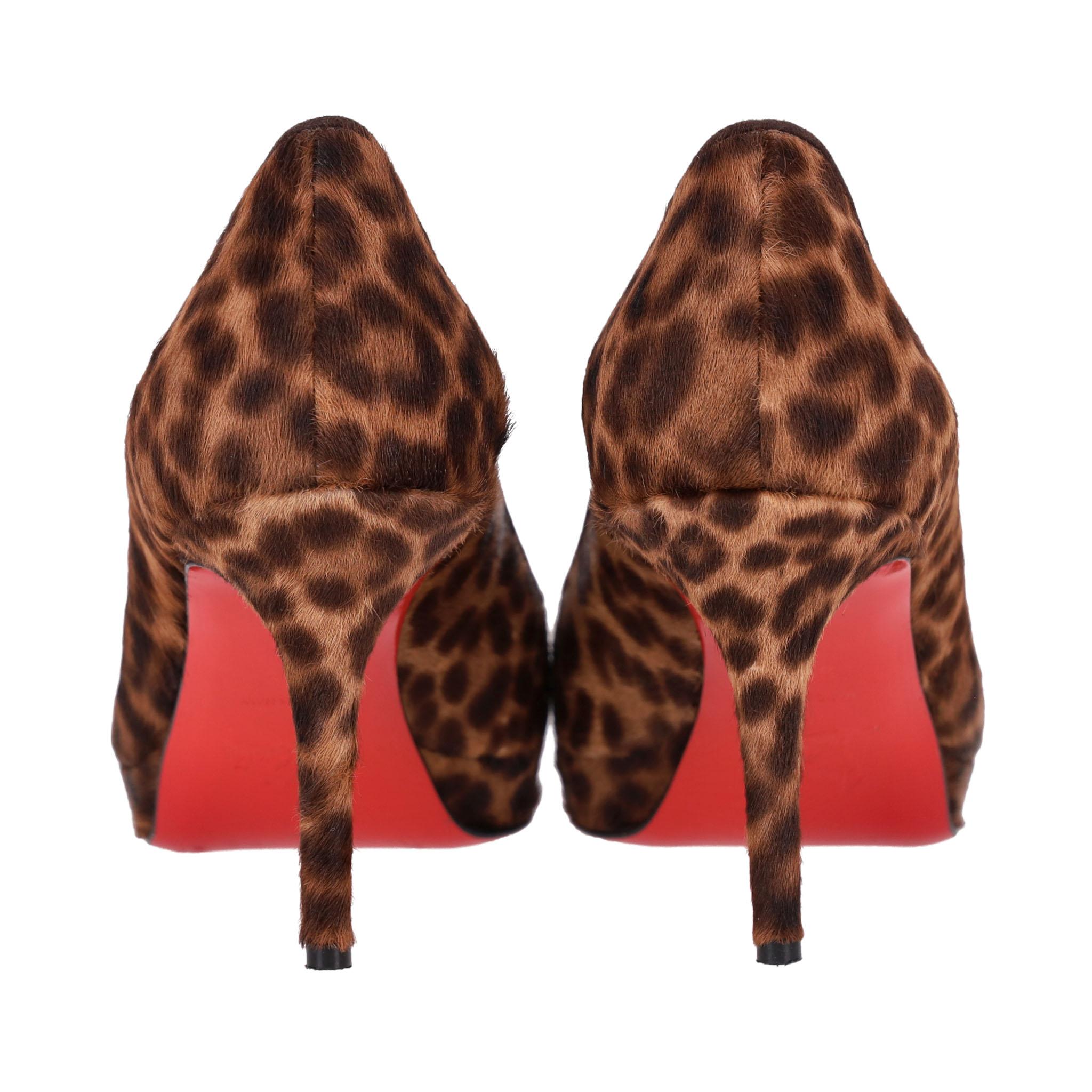 Christian Louboutin Leopard Print Pony Haar Bianca Pumps im Zustand „Hervorragend“ im Angebot in London, GB
