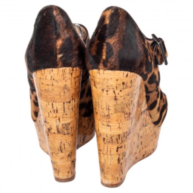 Sandales compensées Melides en cuir de poney imprimé léopard Christian Louboutin, taille 38,5 1