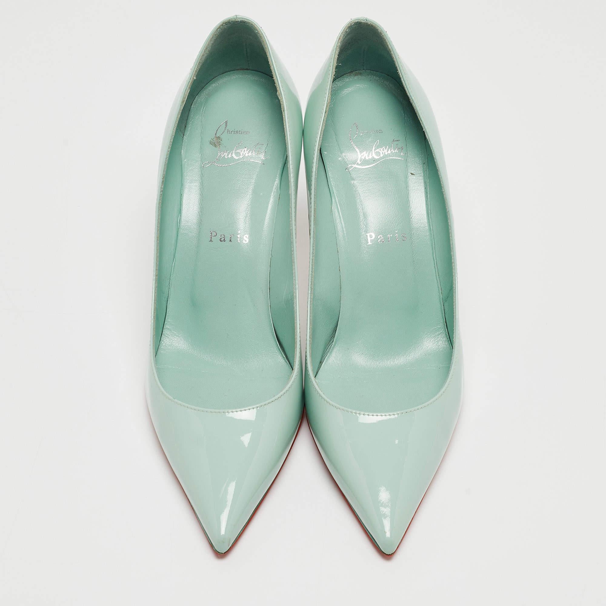 Christian Louboutin Light Green Patent Leather Pigalle Pointed Toe Pumps Size 38 In Excellent Condition In Dubai, Al Qouz 2