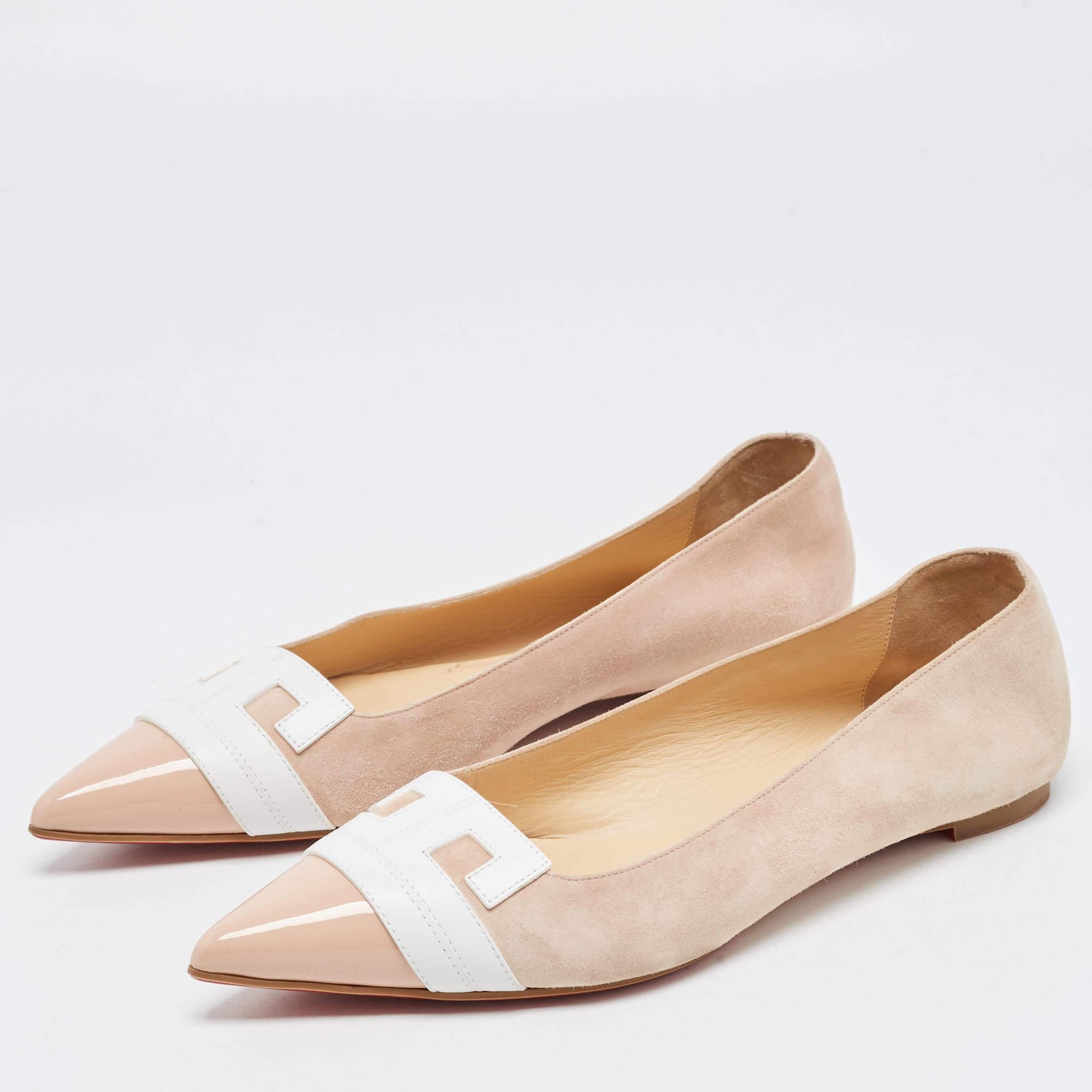 Christian Louboutin Light Pink/White Suede and Leather Pointed Toe Ballet Flats  In Good Condition In Dubai, Al Qouz 2