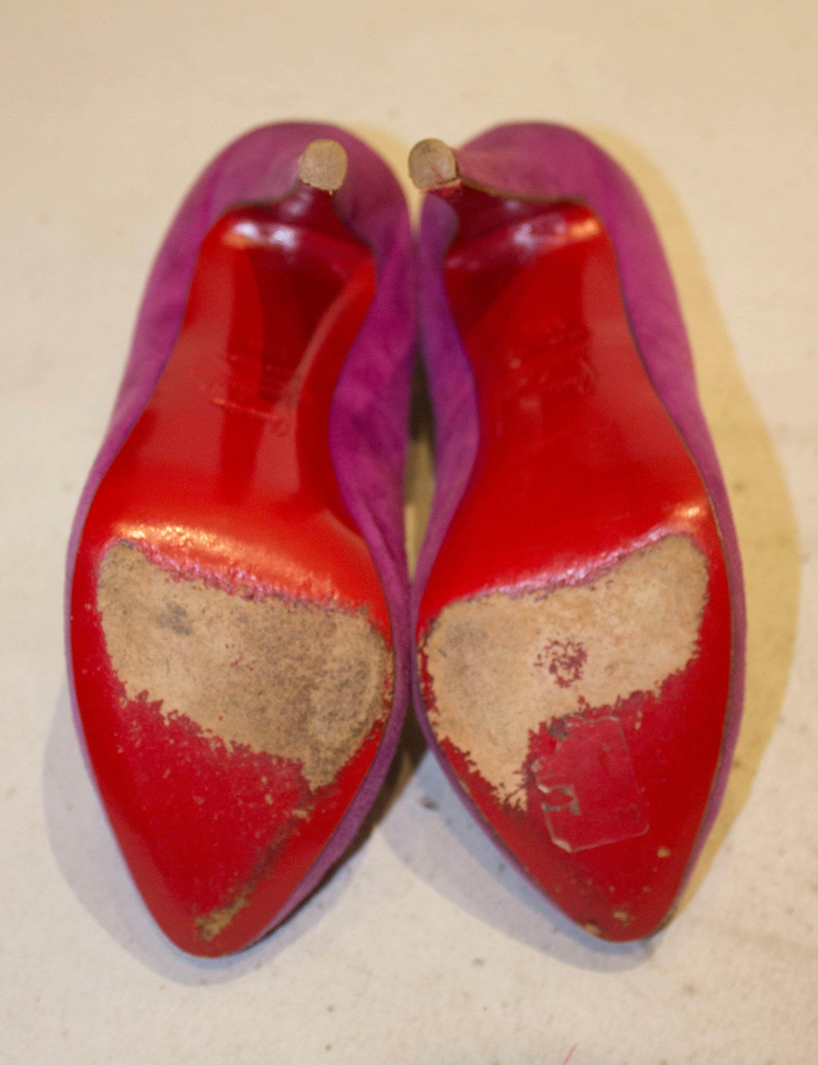 Christian Louboutin Lilac Suede Heels In Good Condition In London, GB