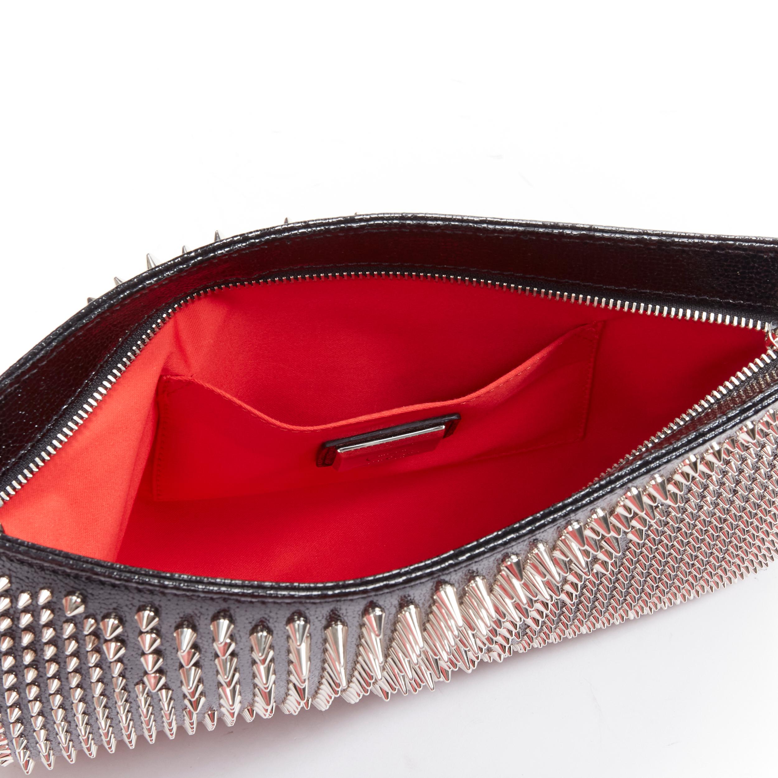 CHRISTIAN LOUBOUTIN Loubiposh noir clouté  pochette à bandoulière en vente 3