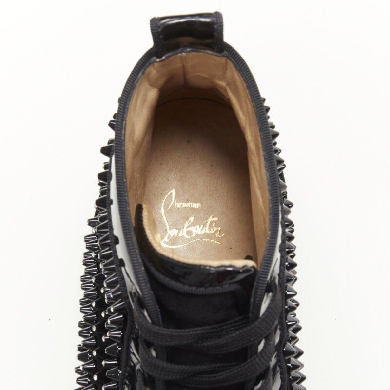 CHRISTIAN LOUBOUTIN Louis sneaker alta in velluto nero con borchie di cristallo EU41 in vendita 4