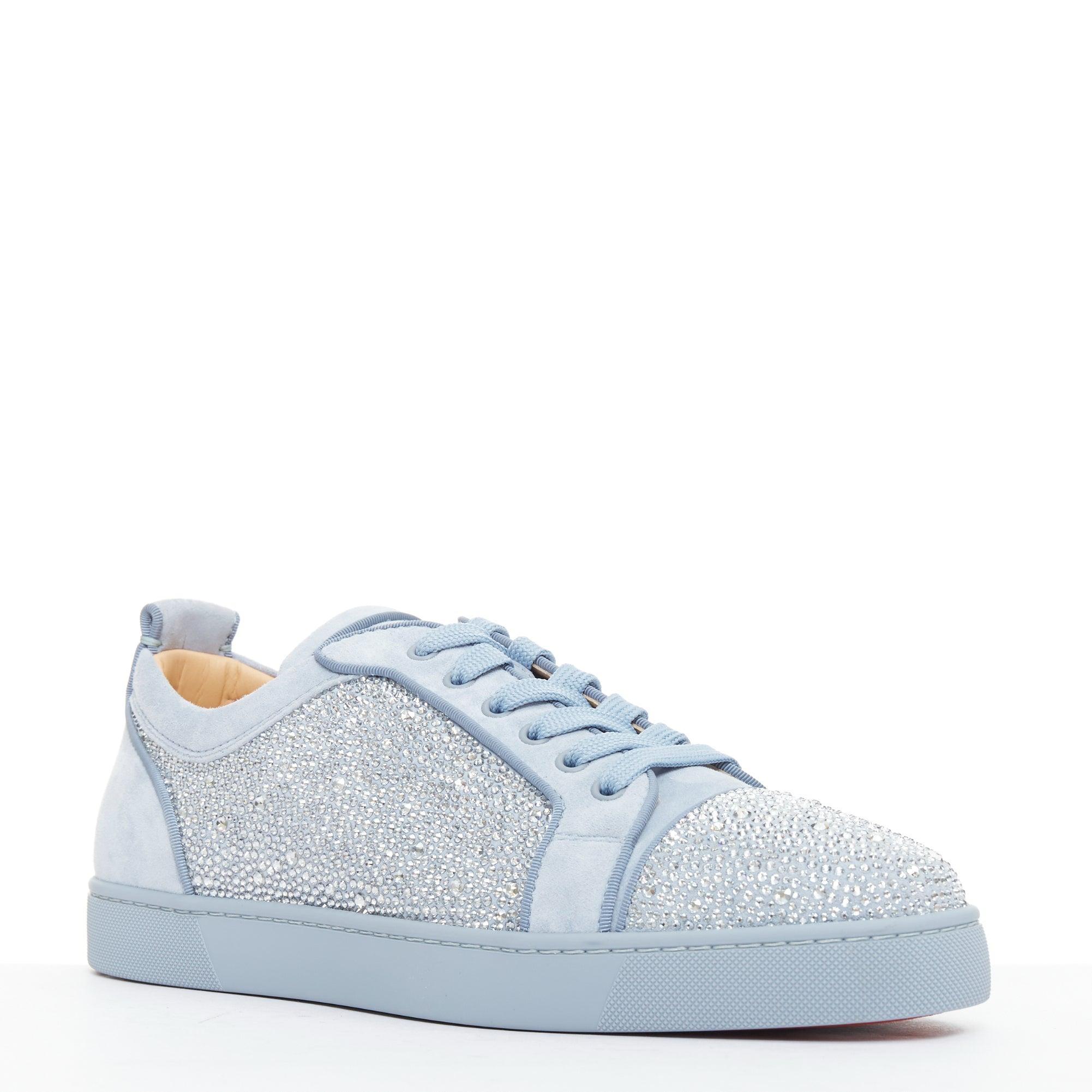 CHRISTIAN LOUBOUTIN Louis Junior Strass Plana Zinc Azul cristal zapatilla baja EU43.5
Referencia: TGAS/F00132
Marca: Christian Louboutin
Model No: Piso Louis Junior Strass
Material: Ante
Color: Azul
Patrón: Sólido
Cierre: Cordón
Forro: Piel marrón
