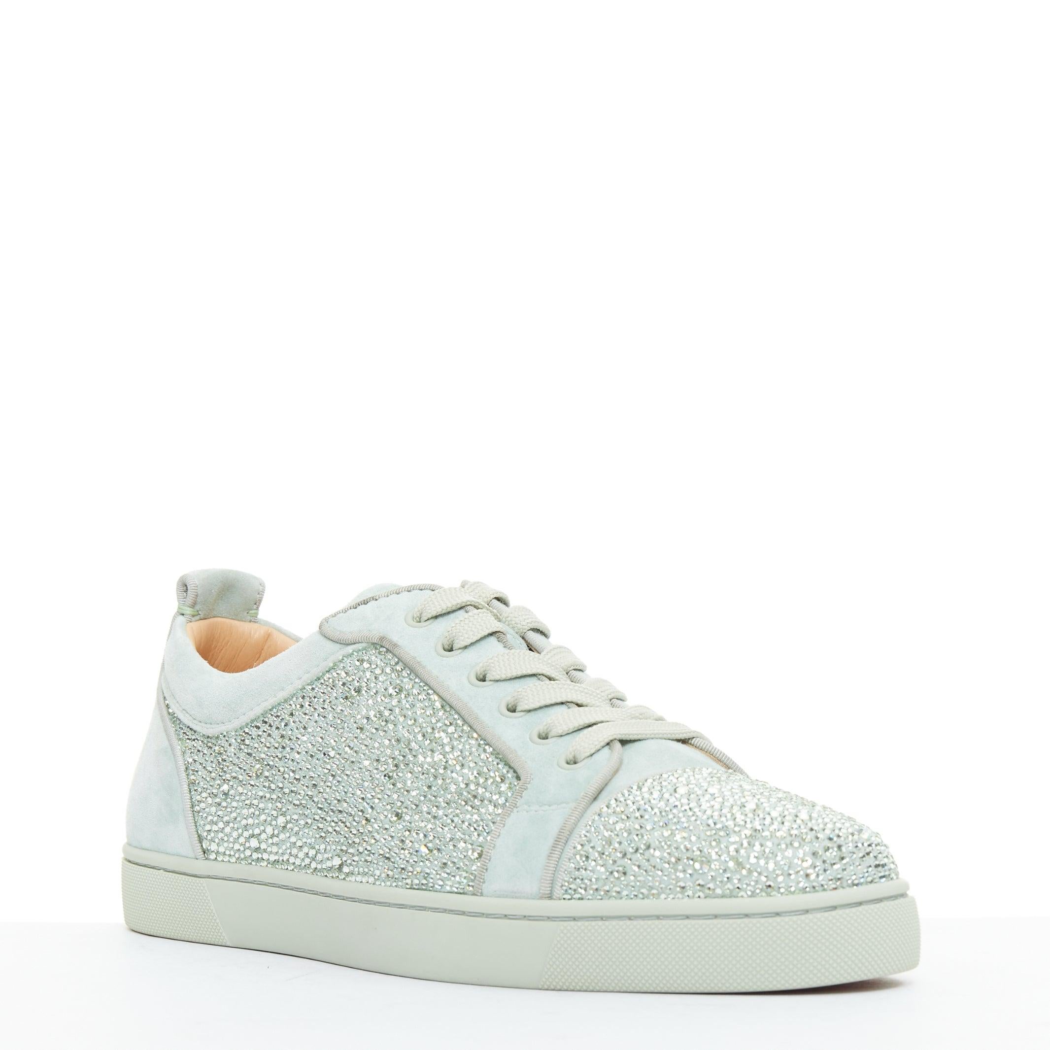 CHRISTIAN LOUBOUTIN Louis Junior Strass Flat Opalina Zapatilla baja de cristal verde crisólito EU43
Referencia: TGAS/F00131
Marca: Christian Louboutin
Model No: Piso Louis Junior Strass
Material: Ante
Color: Verde
Patrón: Sólido
Cierre: