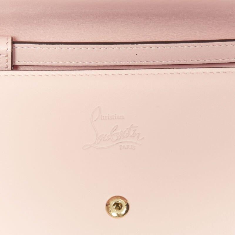 CHRISTIAN LOUBOUTIN Pochette con portafoglio con borchie a spillo Macaron rosa oro in vendita 5