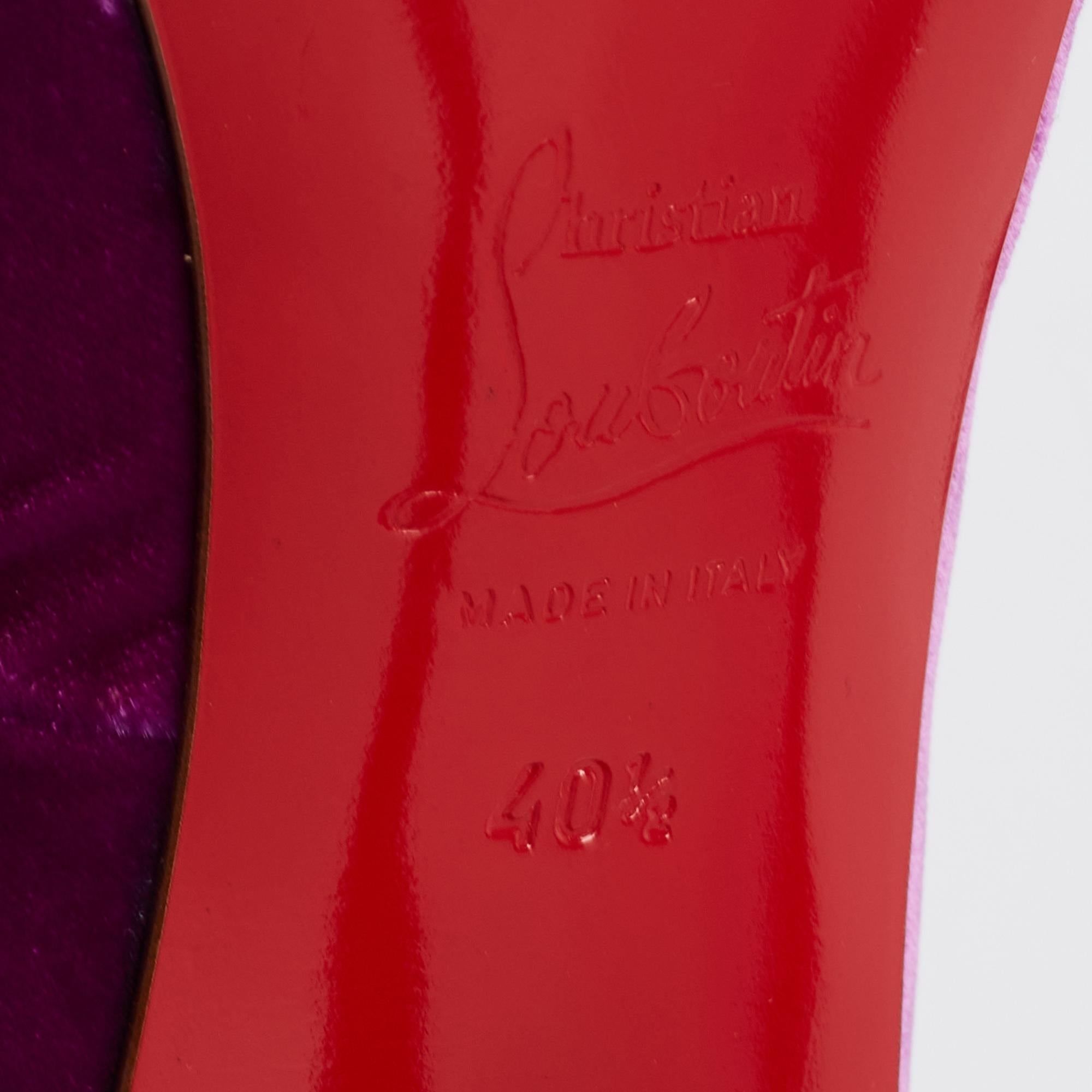 Christian Louboutin Magenta Velvet Very Prive Crystal Peep-Toe Pumps Size 40.5 In Good Condition For Sale In Dubai, Al Qouz 2