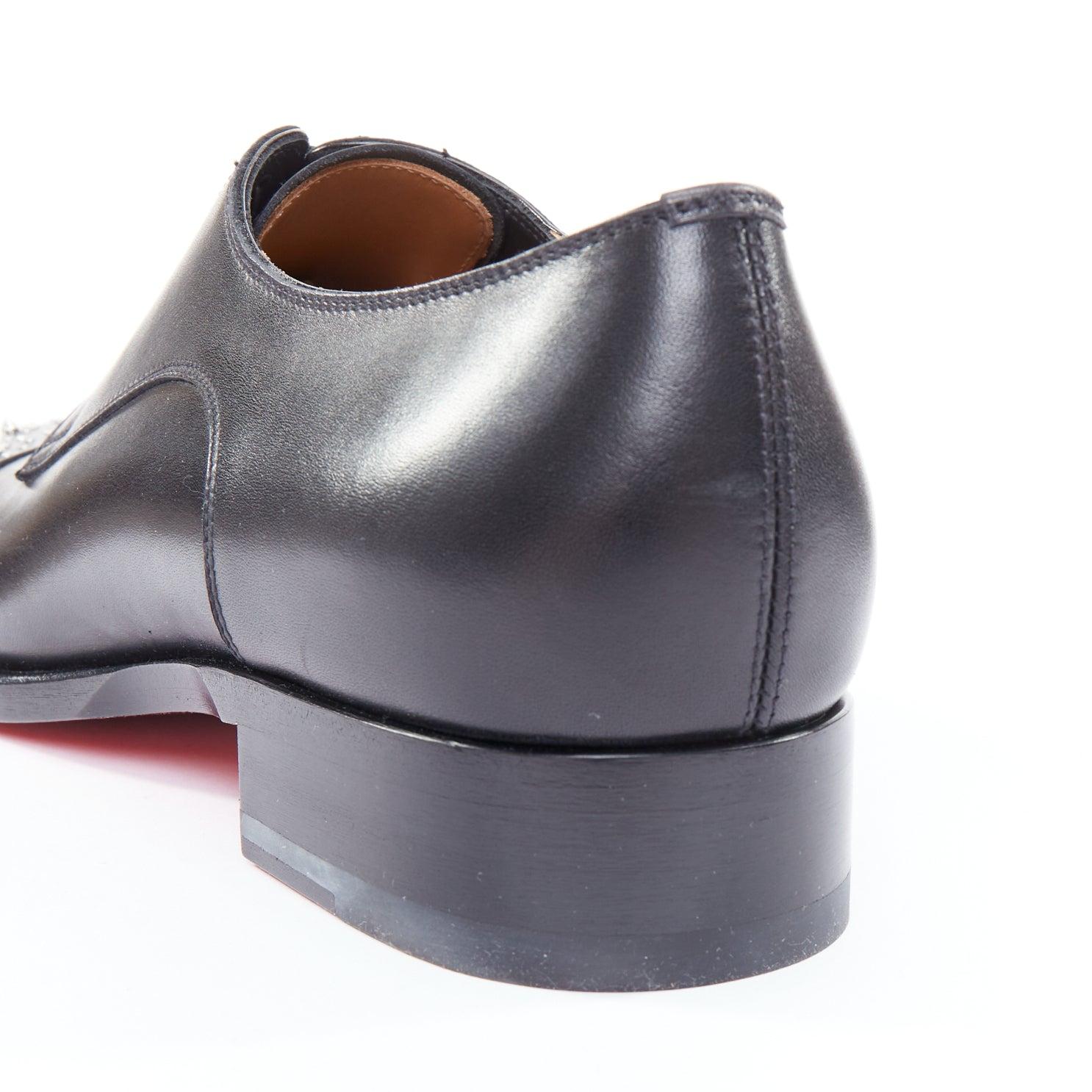 CHRISTIAN LOUBOUTIN Maltese nero impreziosito da borchie d'argento, derby in pizzo EU43 in vendita 3