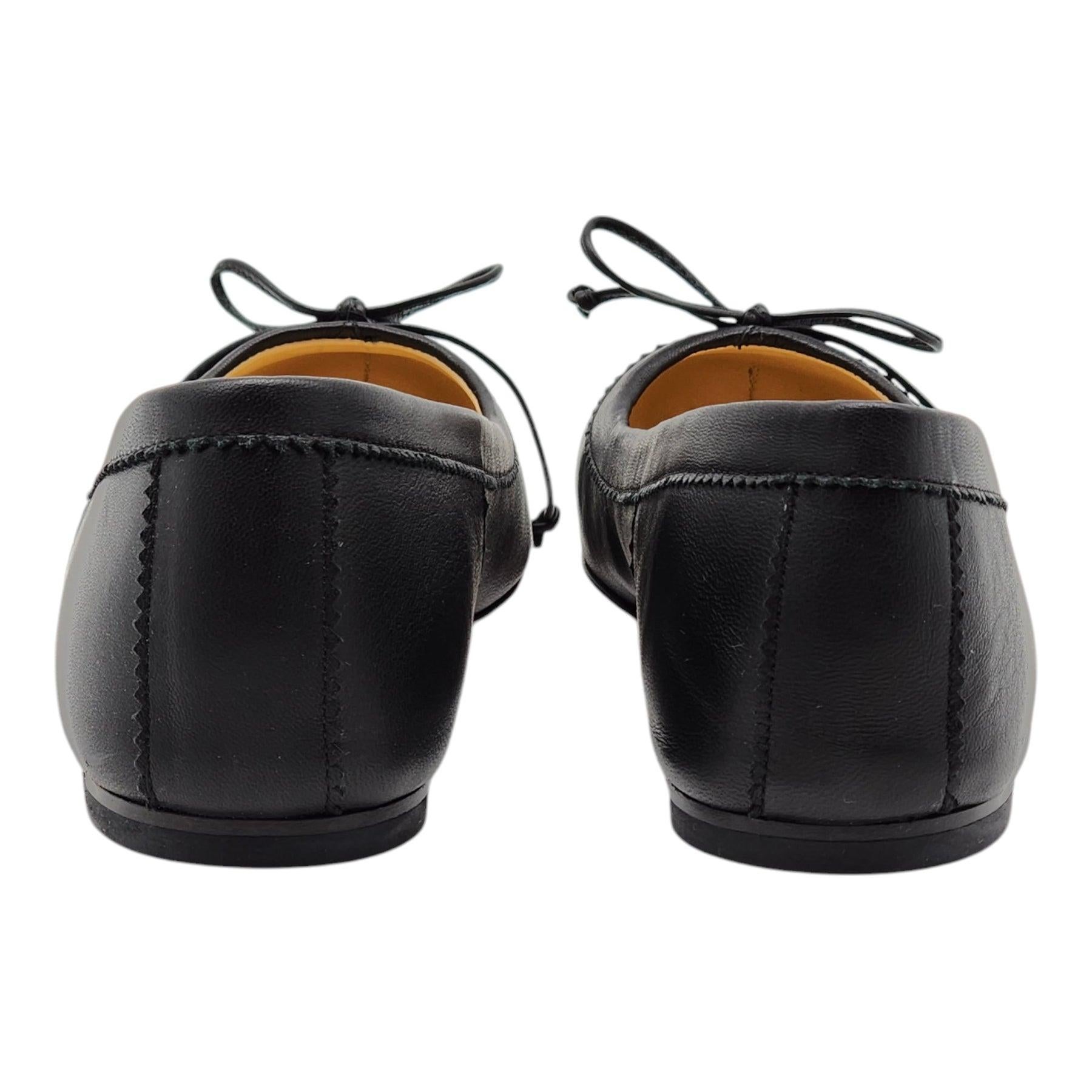 Christian Louboutin Mamadrague Ballet Flats Leather in Black Size 37.5 In Excellent Condition For Sale In Los Angeles, CA