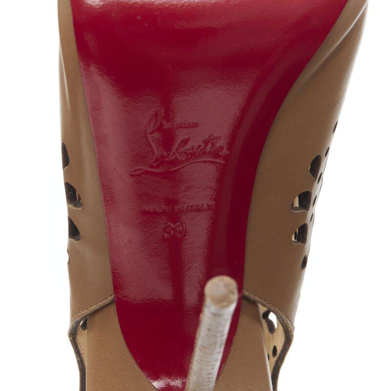 CHRISTIAN LOUBOUTIN Markesling 130 marrón tostado corte láser botín peep toe EU39 en venta 7