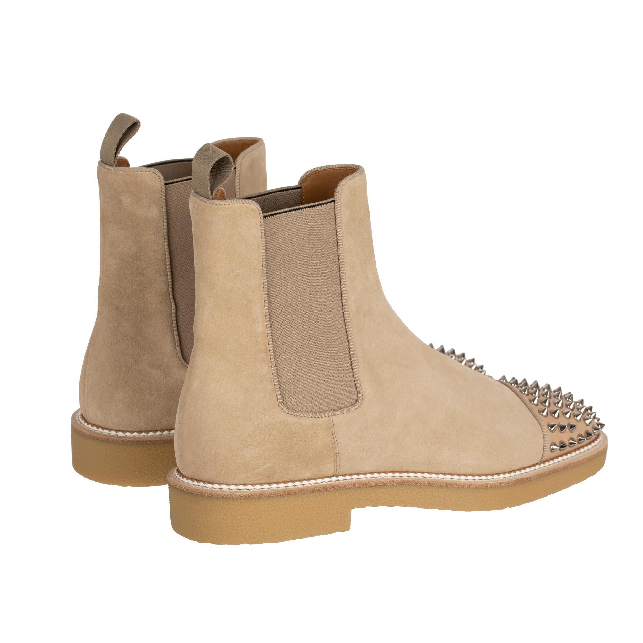 Christian Louboutin Mens Beige Suede Boots With Studs 41.5 FR For Sale 1