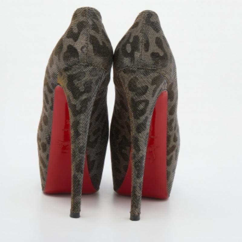 De las mujeres Christian Louboutin Bombas de tela metálica Daffodile Tamaño 36.5 en venta