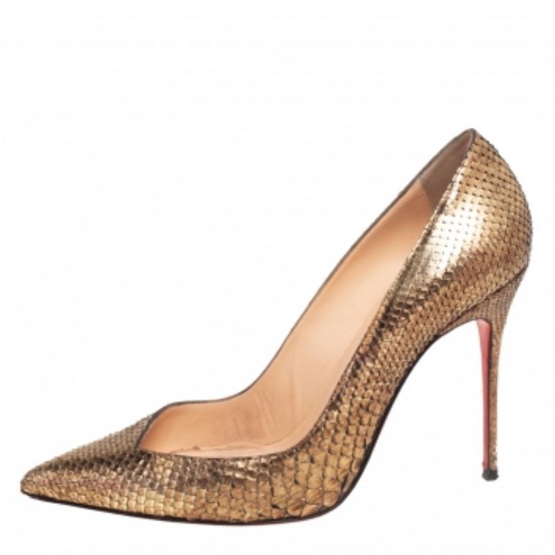 Christian Louboutin Bombas Completa Piel de Serpiente Oro Metalizado Talla 37.5 en venta