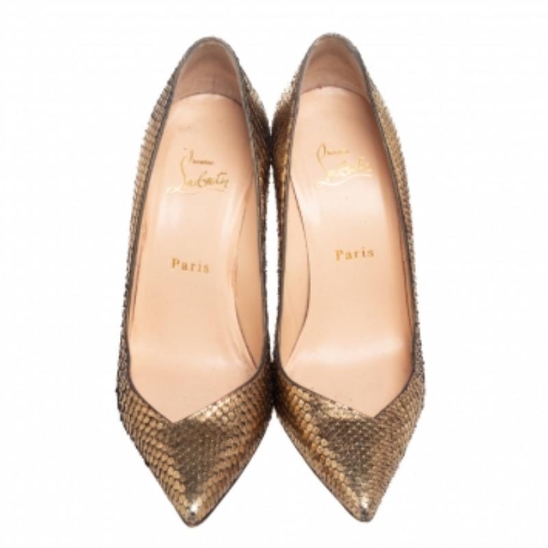 Christian Louboutin Bombas Completa Piel de Serpiente Oro Metalizado Talla 37.5 en venta 2