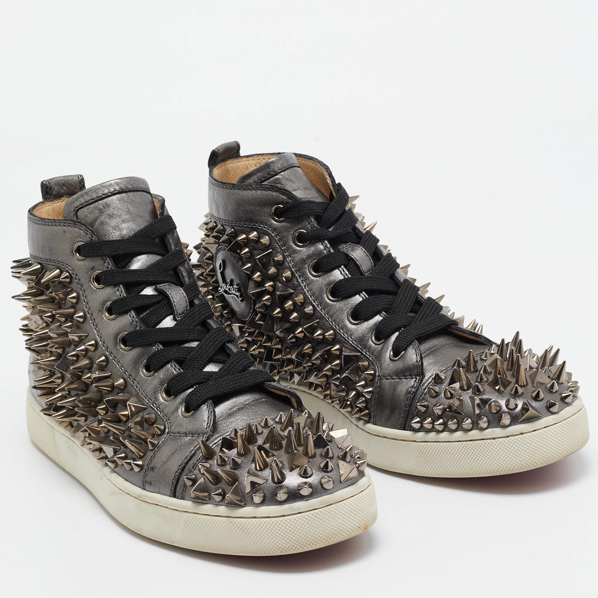 Christian Louboutin Metallic Leather Pik Pik Pik High Top Sneakers Size 40 In Good Condition For Sale In Dubai, Al Qouz 2