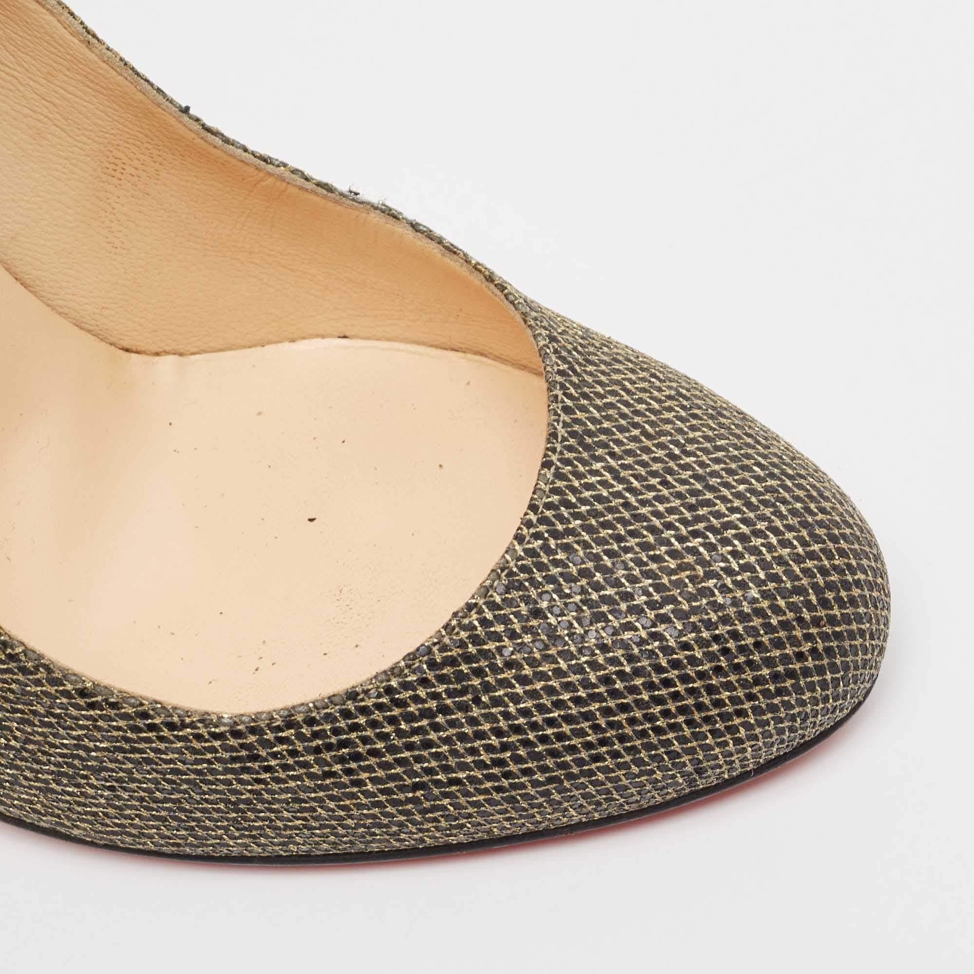 Christian Louboutin escarpins à bout rond Fifi en tissu lurex métallisé taille 38 en vente 2