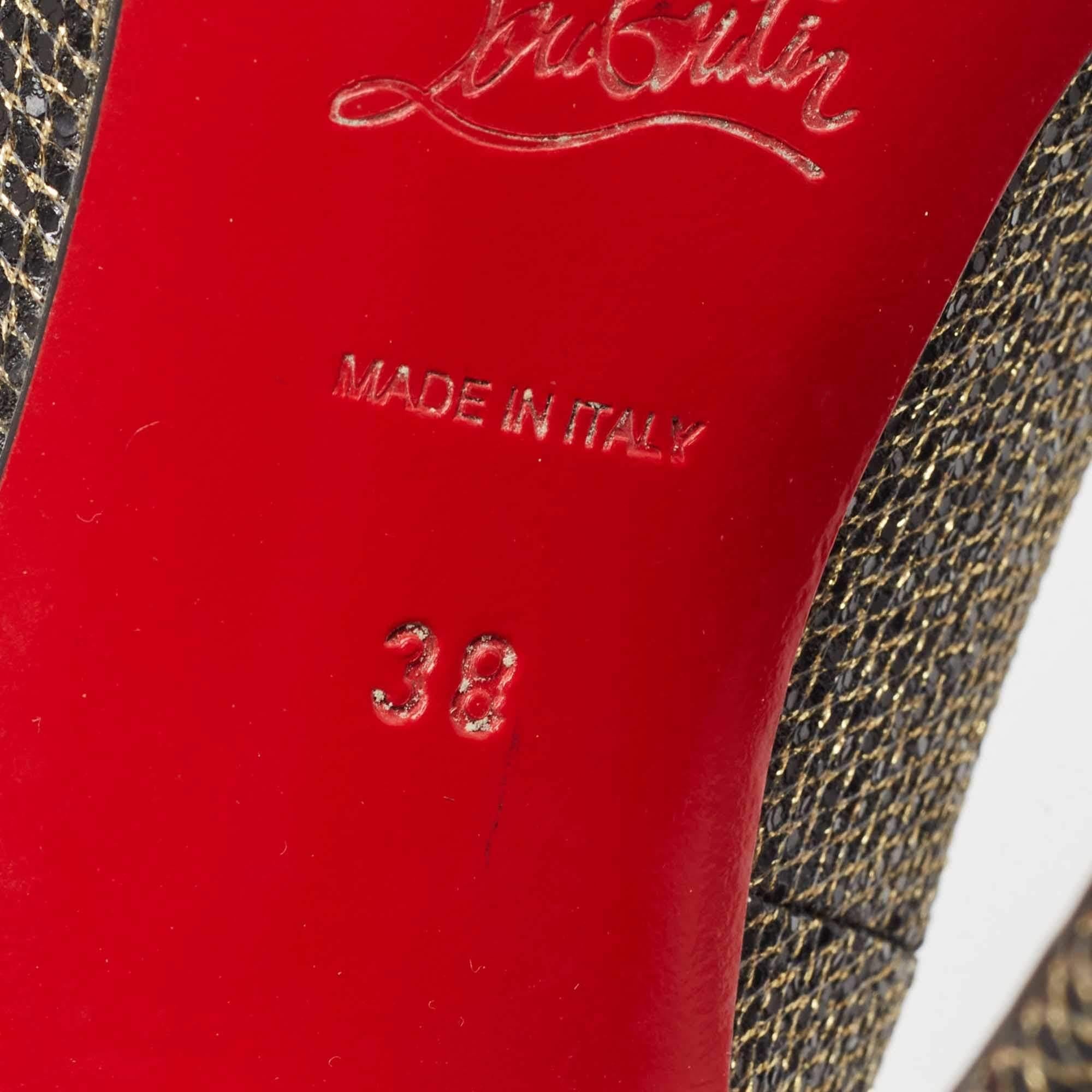 Christian Louboutin escarpins à bout rond Fifi en tissu lurex métallisé taille 38 en vente 3